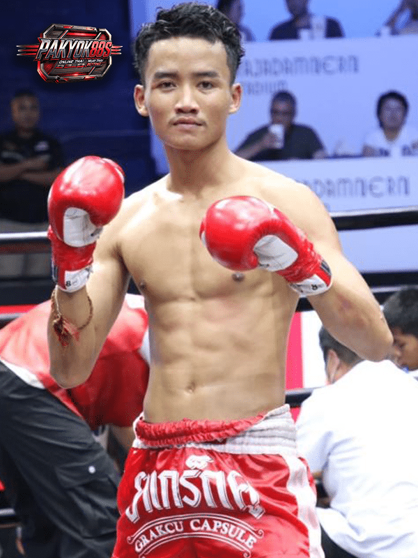 ยอดเพชร เพชรพรหมคุณ