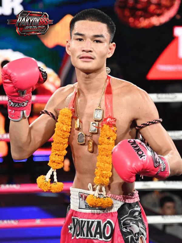 เพชรเรณู เกียรติธงยศ