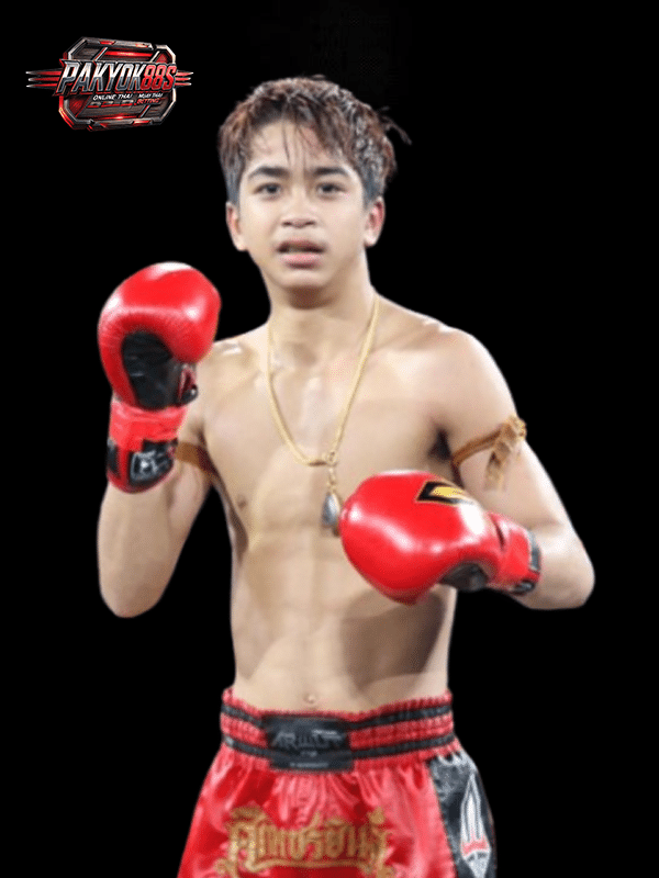 บัลลังก์เพชร เปิ้ลนคร